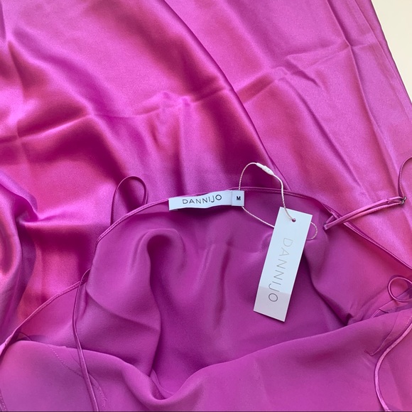 NWT DANNIJO 100% Silk Ruched Side Slip Dress - Picture 12 of 16